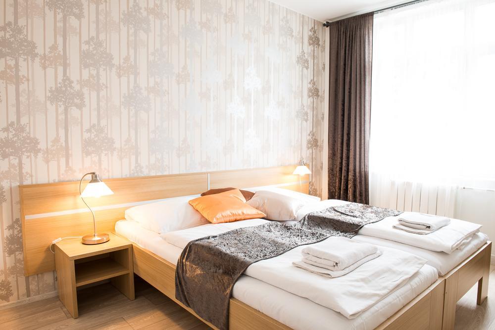 Hotel Imos 브르제츨라프 외부 사진